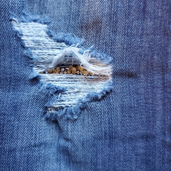 GUESS MEDIUM RISE SKINNY SARAH FIT MEDIUM WASH DENIM JEANS SIZE 26 EUC - Picture 4 of 12